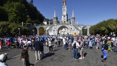 Le sanctuaire de Lourdes connait une baisse de fréquentation.