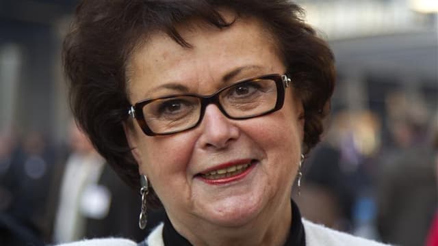 Christine Boutin envisage la possibilité de soutenir François Bayrou pour l'élection présidentielle. La présidente du parti chrétien-démocrate rencontre des difficultés à recueillir les 500 signatures nécessaires pour présenter sa propre candidature. /Pho
