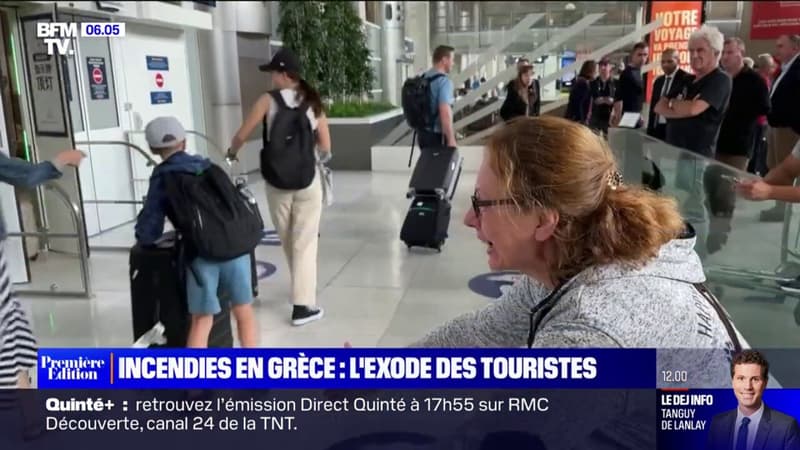 Incendies en Grèce: sur l'île de Rhodes, l'exode des touristes se poursuit