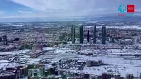 Les images aériennes de Madrid sous une importante couche de neige