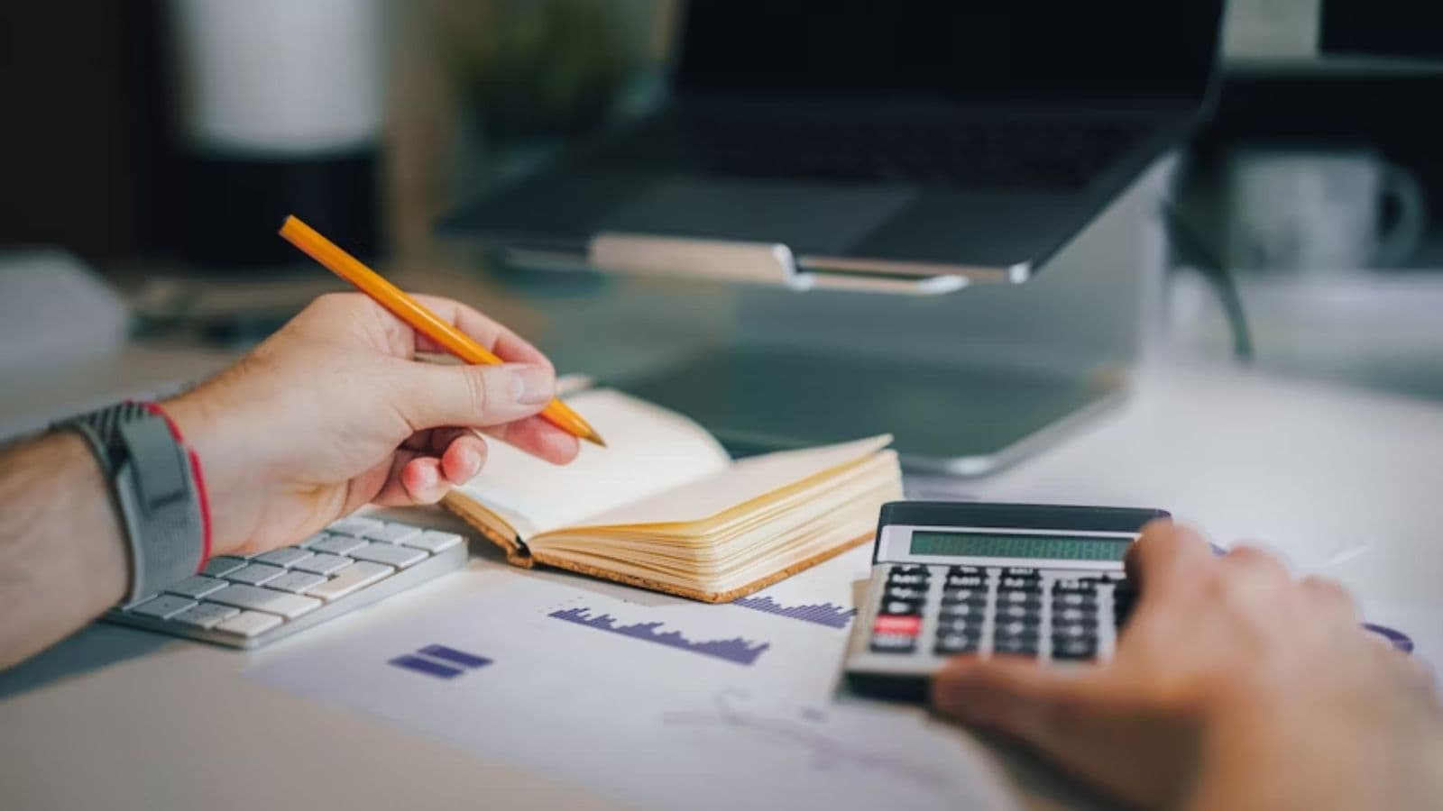 POUR GÉRER VOTRE ENTREPRISE, MUNISSEZ D’UN OUTIL COMPLET ET PRATIQUE, PENSÉ POUR LES ENTREPRENEURS : SAGE 50