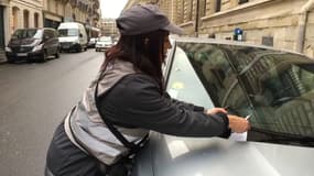Depuis le 1er janvier, la verbalisation du stationnement payant est confiée à des sociétés privées à Paris.
