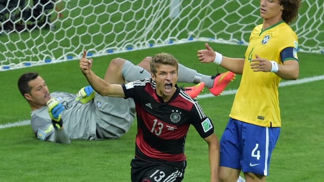 Thomas Müller et David Luiz