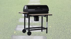 Ce barbecue fait partie des bons plans chauds chez ManoMano cette semaine
