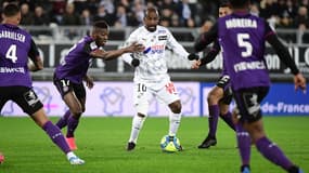 Gaël Kakuta (Amiens) face à Toulouse