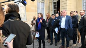 Sophie Binet (CGT) s'exprimant à l'issue d'une réunion à Matignon entre Borne et l'intersyndicale, en avril 2023.