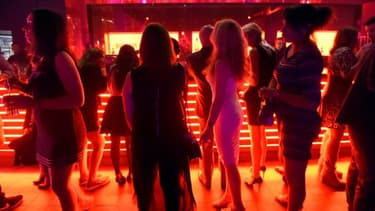 Une soirée en septembre 2015 au Queen, une boîte de nuit parisienne qui a fermé en 2018