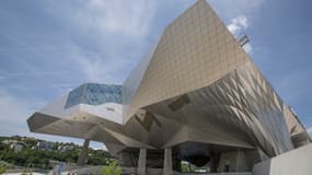 Le bâtiment abritant le musée des Confluences a été conçu par l’agence autrichienne Coop Himmelb(l)au
