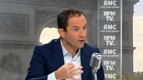 Hamon qualifie Macron de "Président immature" après ses propos sur les "fainéants"