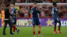Les joueurs d'Arsenal après la défaite face à Brentford.