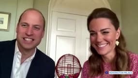 Le Prince William and Kate Middleton joue au Bingo avec des résidents d'un Ehpad