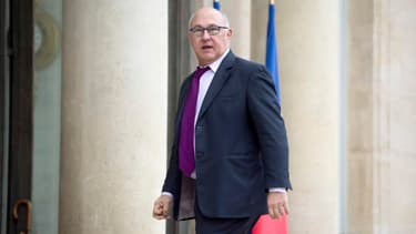 Michel Sapin tient une promesse qu'il avait faite au patronat en août dernier.