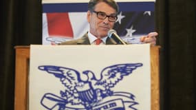 L'ex-gouverneur américain Rick Perry s'est retiré de la course à l'investiture républicaine