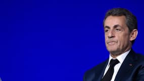 Selon les observateurs, Nicolas Sarkozy ne renoncera pas à la primaire de la droite.