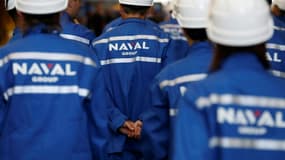 Des ouvriers du groupe industriel français Naval Group à  Cherbourg-Octeville (Manche) le 9 juillet 2017.