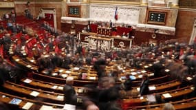 Des huissiers se sont interposés pour calmer des députés UMP dans l'hémicycle