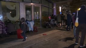 Selon un dernier baromètre de l'UNICEF, près de 3000 enfants dormaient dans la rue début octobre. 