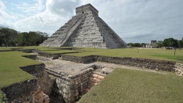 La pyramide de Kukulcan, également appelée El Castillo, sur le site archéologique de Chichen Itza au Mexique, en 2010
