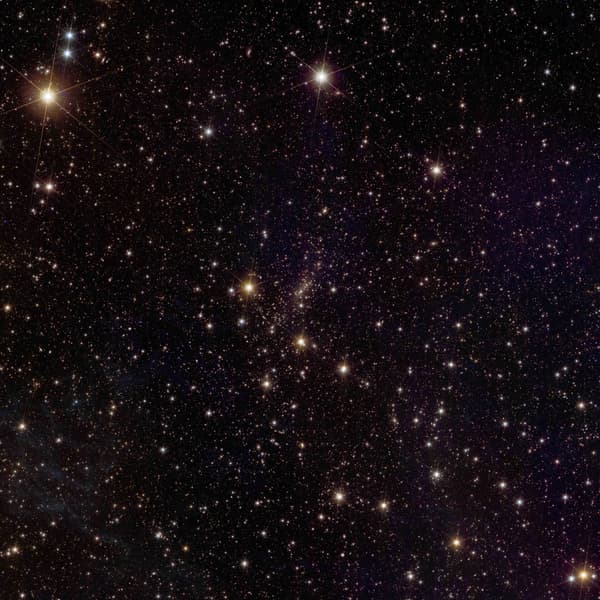 L'image de l’amas de galaxies Abell 2390 prise par le télescope Euclid et publiée le 23 mai 2024 par l'ESA.  