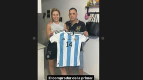 Yesica Frias, l'ex-femme d'Exequiel Palacios vend son maillot de l'Argentine à la Coupe du monde