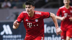 Flavius Daniliuc (Bayern) signe à Nice