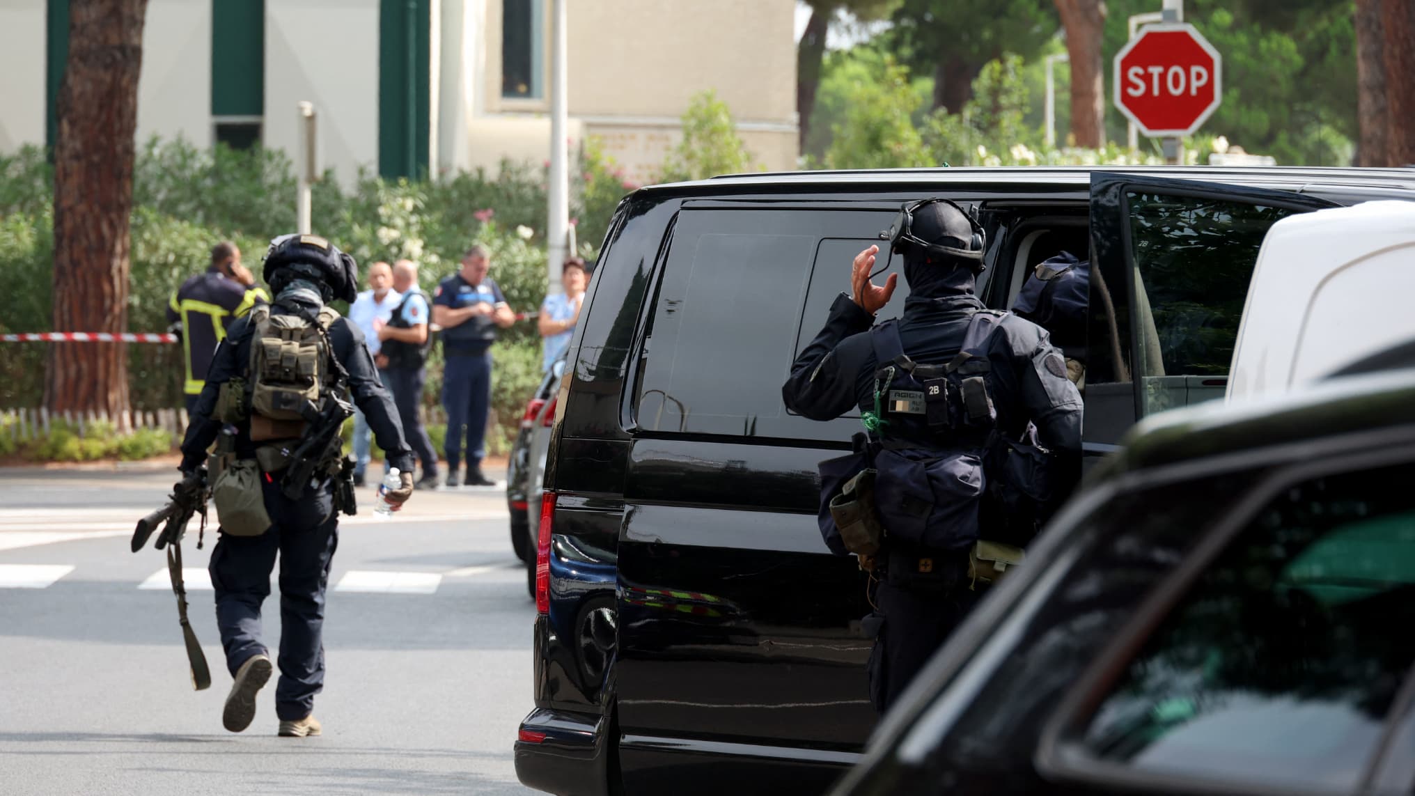 Synagogue De La Grande Motte Attaquée Le Suspect Nest Plus