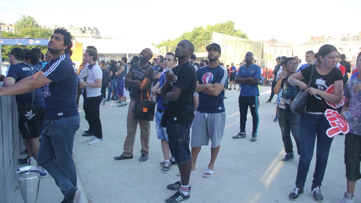 Quand ils ne n'étaient pas sur la scène, les joueurs français assistaient, en spectateur, aux autres matches de la compétition Quand ils ne n'étaient pas sur la scène, les joueurs français assistaient, en spectateur, aux autres matches de la compétition