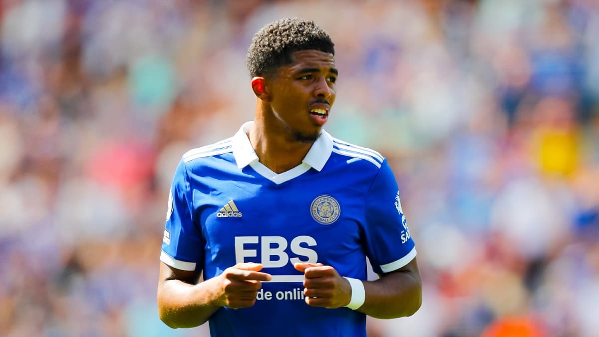 Wesley Fofana in New York to sign for Chelsea