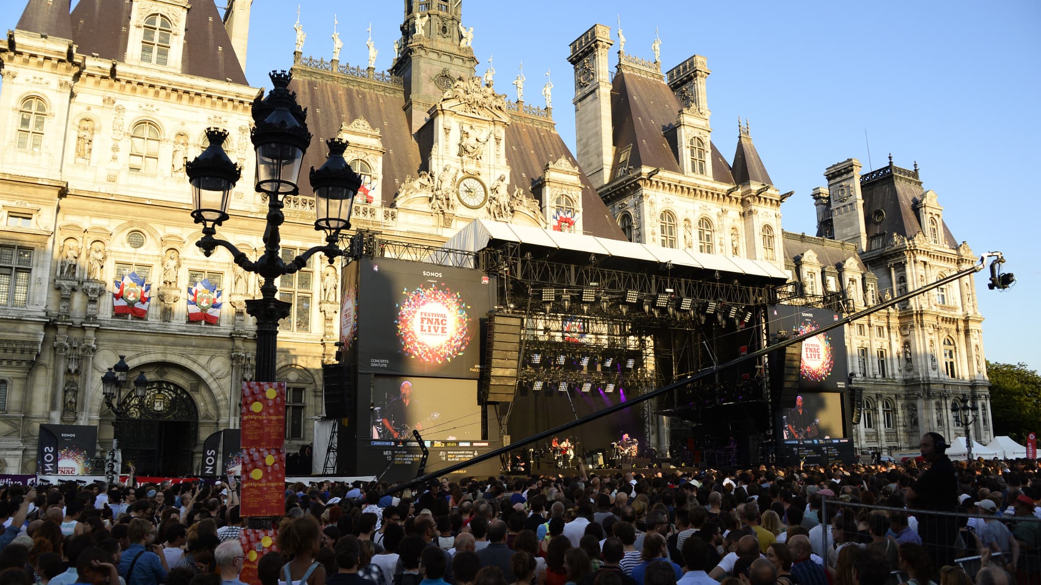 Émeutes le festival Fnac Live annulé à Paris