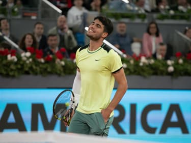 Carlos Alcaraz lors de sa défaite en quarts de finale du Masters 1000 de Rome face à Andrey Rublev (4-6, 6-3, 6-2), le 1er mai 2024