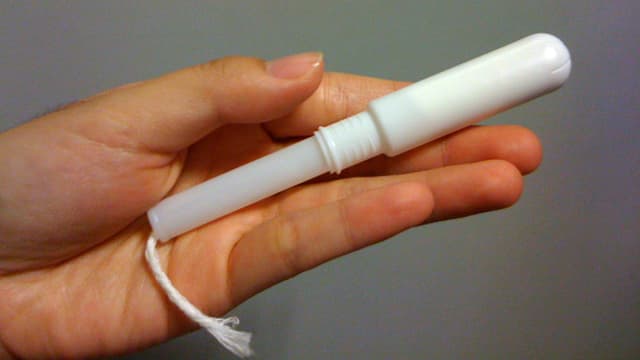 Certains tampons hygiéniques comportent des traces de dioxine.