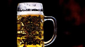 Une chope de bière blonde (photo d'illustration)