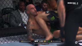 Islam Makhachev a mis KO Alexander Volkanovski dans le main event de l'UFC 294, 21 octobre 2023