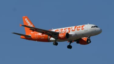 "A ce stade il n'y a aucune certitude sur la date à laquelle les vols commerciaux pourront recommencer", a indiqué Easyjet.