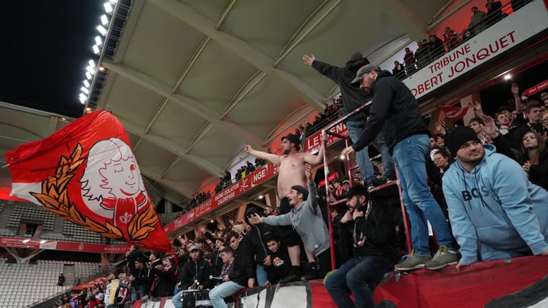 Ligue 2: cinq policiers blessÃ©s, dont un sÃ©rieusement, lors dâ€™affrontements avec des...