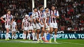 La déception des joueurs de l'UBB lors de la défaite à Toulouse (56-13), le 12 octobre 2025