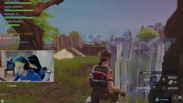 Les parties de Fortnite de Ninja en streaming sont visionnées par des dizaines, voir des centaines de millions d'internautes.