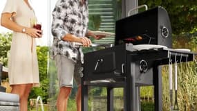 Ce barbecue haut de gamme voit son prix s'enflammer mais dans le bon sens du terme
