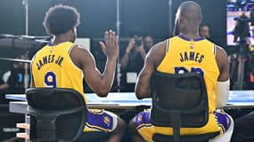 LeBron James et son fils Bronny avec les Lakers, le 30 septembre 2024
