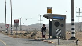 Un arrêt de bus en Israël, près du désert du Negev.