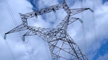 Un pylône de ligne à haute tension.