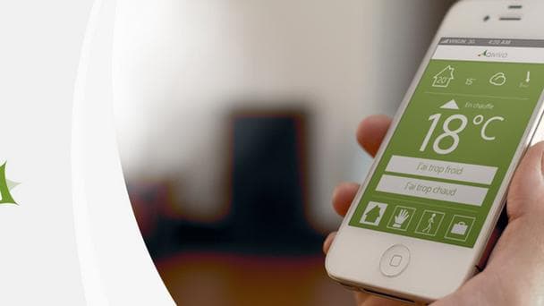 La start-up française Qivivo a mis au point un thermostat intelligent qui permet de gérer sa consommation d'énergie à distance