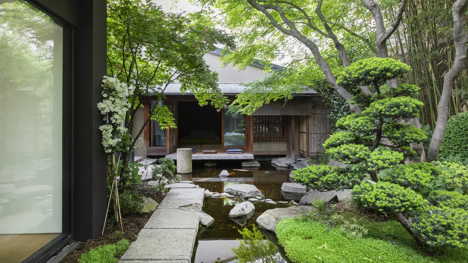 L'ancienne maison de Kenzo Takada vendue par Christie's. L'ancienne maison de Kenzo Takada vendue par Christie's.