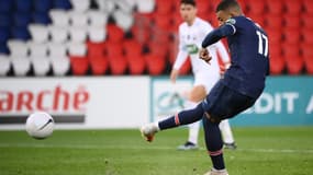 Mbappé avec le numéro 17
