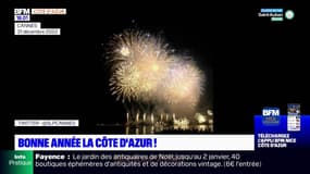 Côte d'Azur: les images des feux d'artifices pour le passage à la nouvelle année