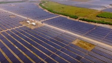 La plus grande centrale solaire du monde a vu le jour en seulement huit mois.