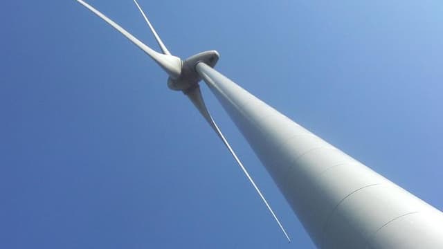 Les pêcheurs estiment que l'éolien en mer représente un risque pour leur activité.