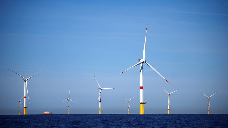 EDF va construire le plus grand parc éolien français en mer, au large de la Normandie