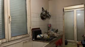 Le maire de Trappes Ali Rabeh ainsi que des habitants de la commune se mobilisent contre les logements insalubres en ville. L'inaction du bailleur Valophis est notamment pointée du doigt.