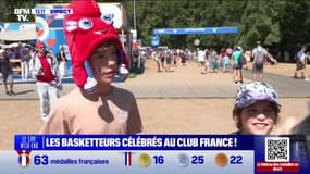 "J'ai donné la main à Victor Wembanyama": les supporters des basketteurs français ont célébré leur médaille d'argent au Club France 